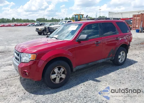2011 Ford Escape Xlt z USA, uszkodzony, nr VIN 1FMCU0D73BKA13949
